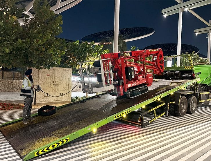 Load and Unload Training by Manlift