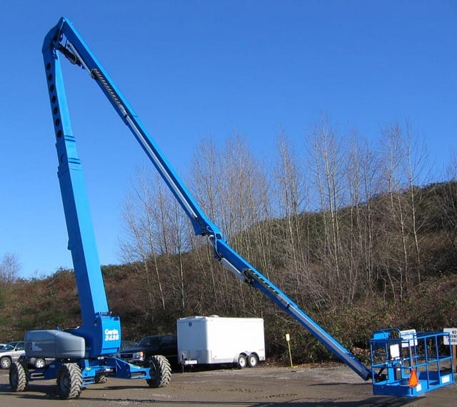 Genie ZX135/70 | Articulated boom lift Rental | 43 m Genie ZX135/70 | Articulated boom lift Rental | 43 m