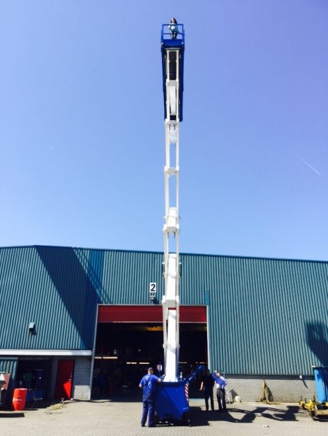Hollandlift HL-330E14 - Scissor lift