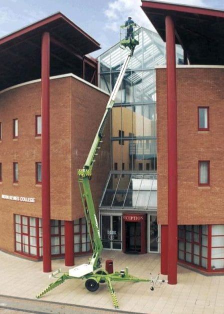 Nifty 170 - Trailer Mounted Lift